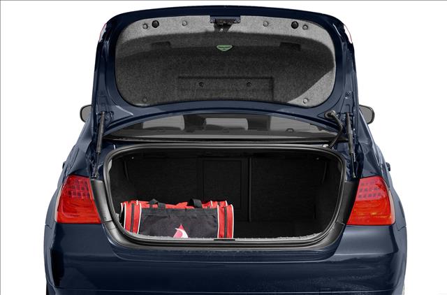 2011 BMW 3 series 2011 Chevrolet LT