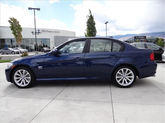 2011 BMW 3 series 2008 Nissan 1.8 SL