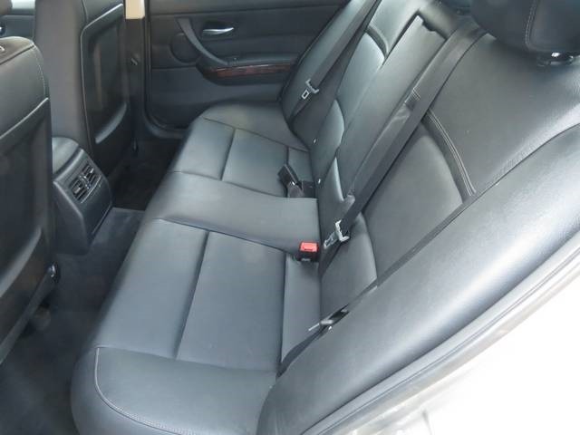 2011 BMW 3 series EXT WB W/1sb PKG