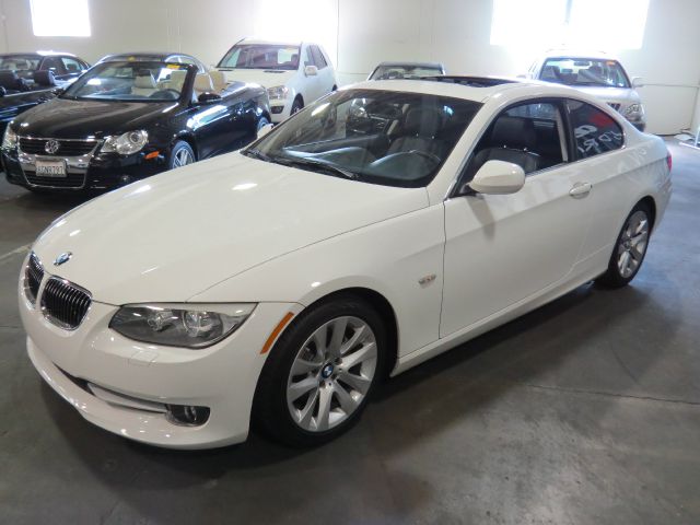 2011 BMW 3 series 2500 Xtended Cargo Van W. Rack