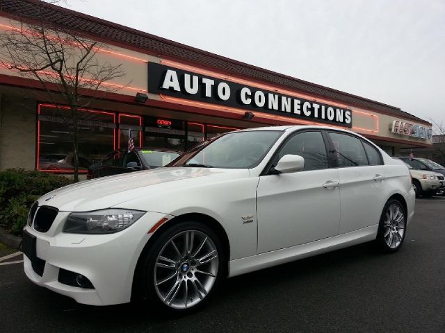 2011 BMW 3 series EXT WB W/1sb PKG