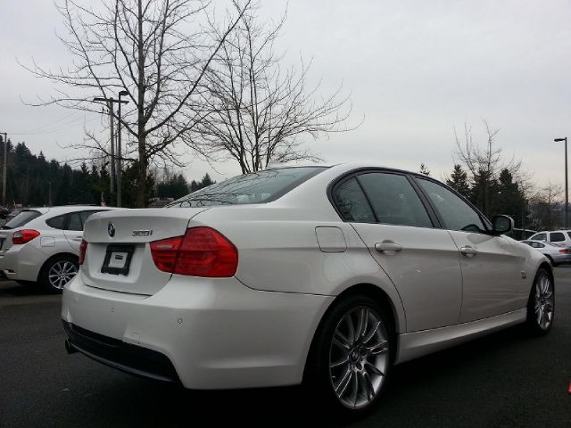2011 BMW 3 series EXT WB W/1sb PKG