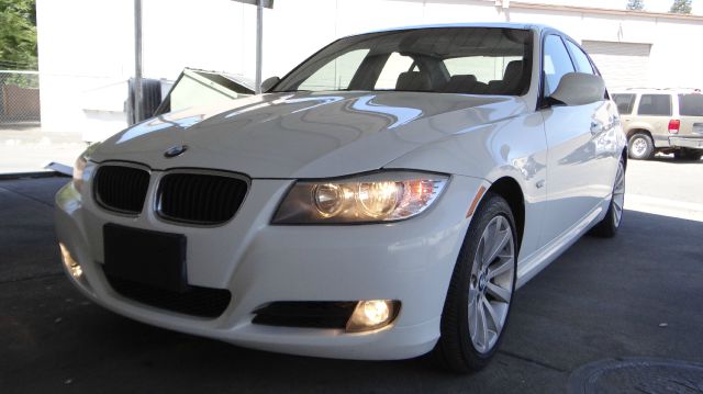 2011 BMW 3 series X 4x4 6 Cyl