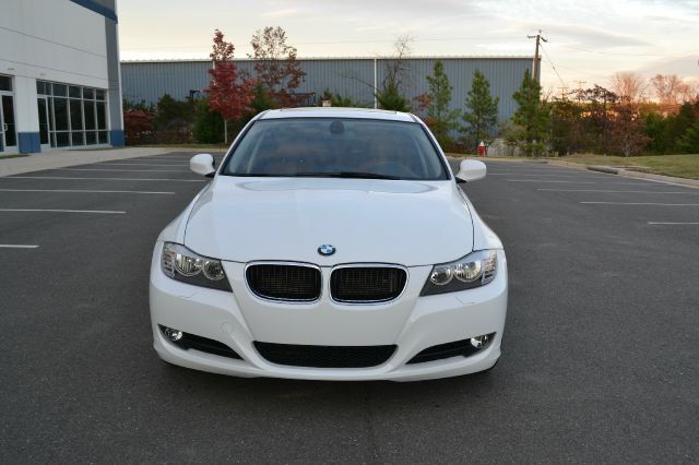 2011 BMW 3 series S FE Plus