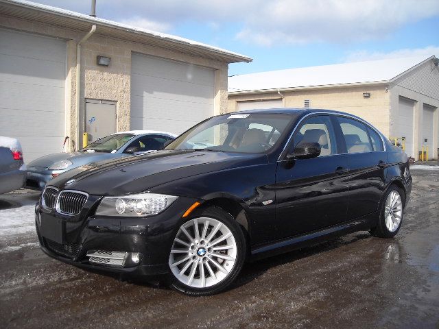 2011 BMW 3 series (marshalltown)