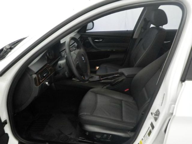 2011 BMW 3 series EXT WB W/1sb PKG