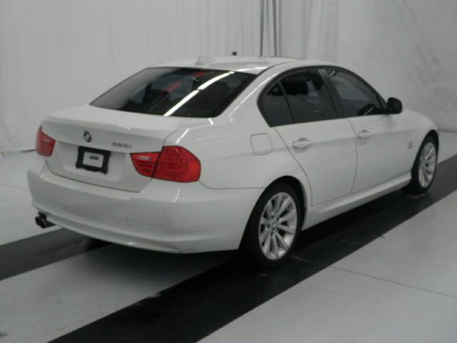 2011 BMW 3 series EXT WB W/1sb PKG
