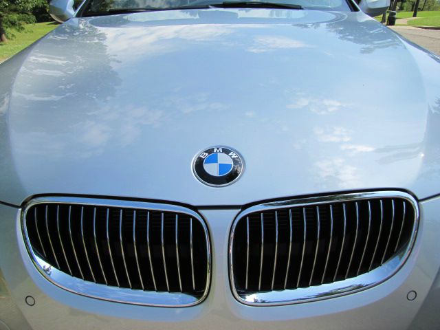 2012 BMW 3 series 4.2L