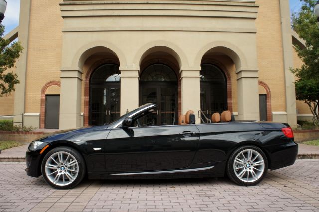 2013 BMW 3 series LX (new)