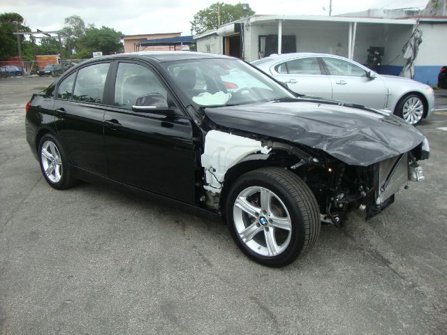 2013 BMW 3 series Cabriolet 4.3L