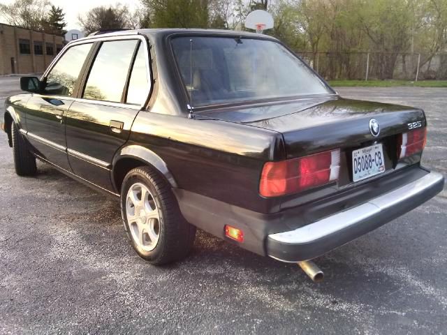 1985 BMW 3 series 4dr Sdn V6 Auto