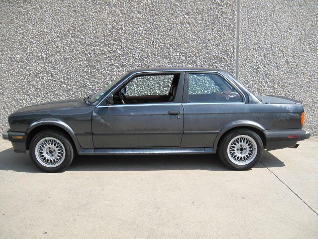 1988 BMW 3 series 2.4L 4-cyl Automatic Limited