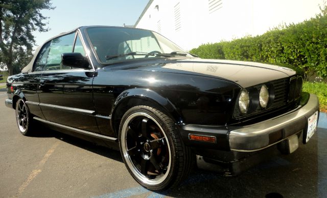 1991 BMW 3 series 2WD Crew Cab 126.0 LT W/1lt