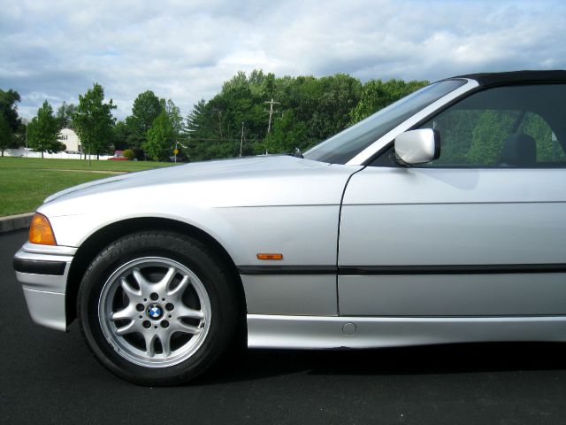 1999 BMW 3 series FWD 5DR WGN I4 CVT S