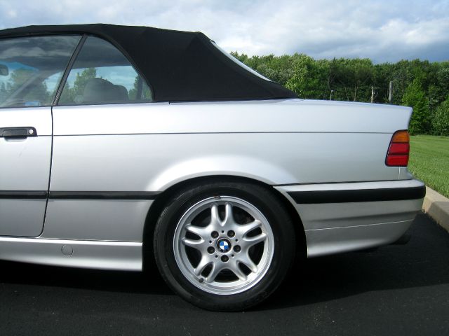 1999 BMW 3 series FWD 5DR WGN I4 CVT S
