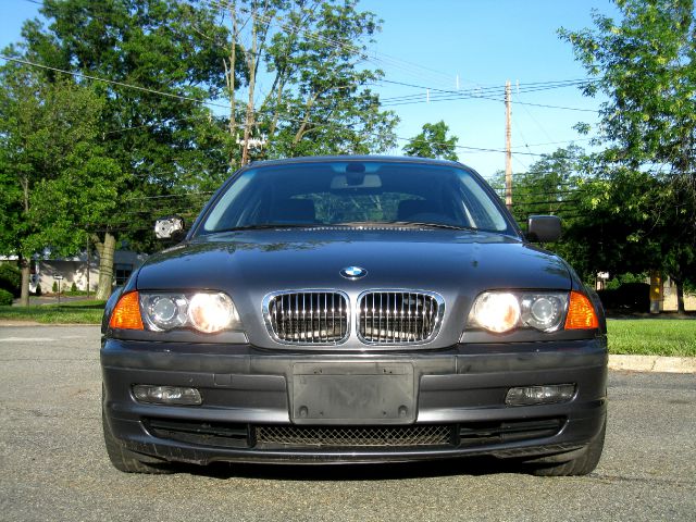 2000 BMW 3 series 4dr 1500 4WD LTZ
