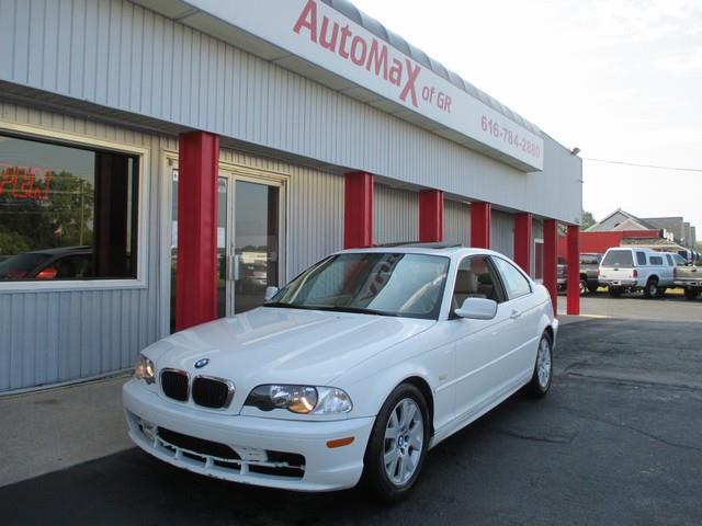 2000 BMW 3 series Base