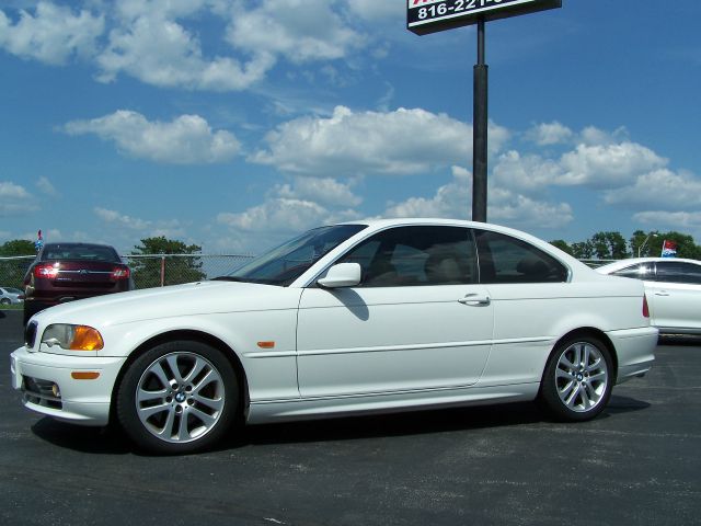 2001 BMW 3 series Lariat 4x4 (gladbrook)