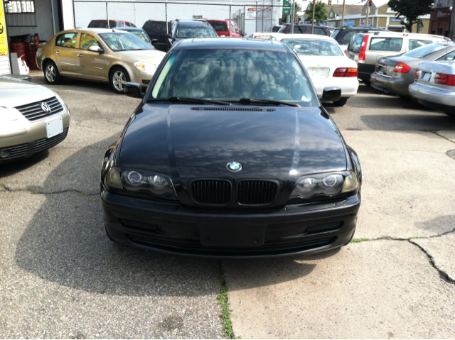 2001 BMW 3 series 323i 4dr Sdn Sedan