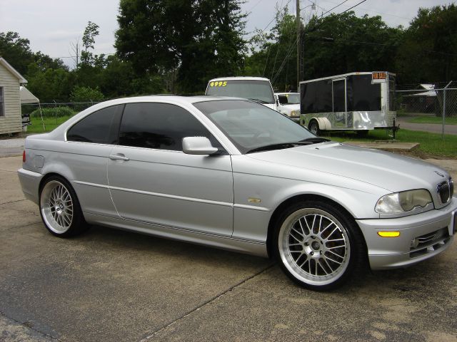 2002 BMW 3 series Lariat 4x4 (gladbrook)