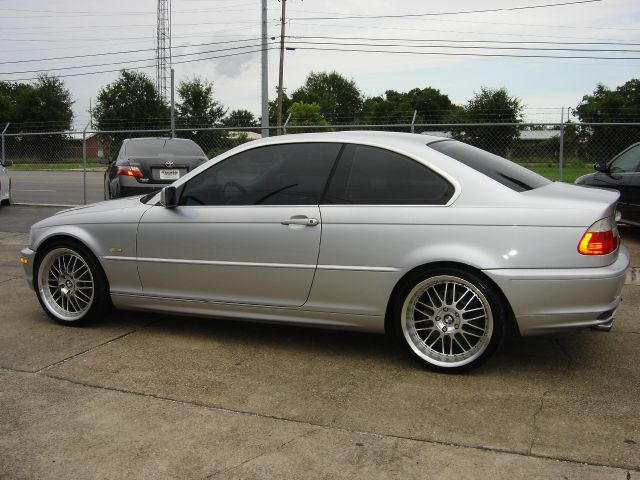 2002 BMW 3 series Lariat 4x4 (gladbrook)