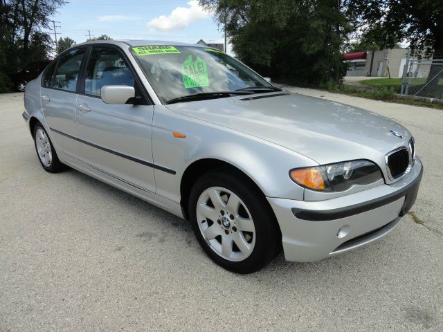 2002 BMW 3 series 2WD 4dr Heat