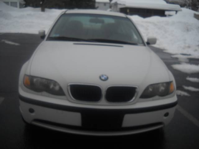 2002 BMW 3 series 323i 4dr Sdn Sedan