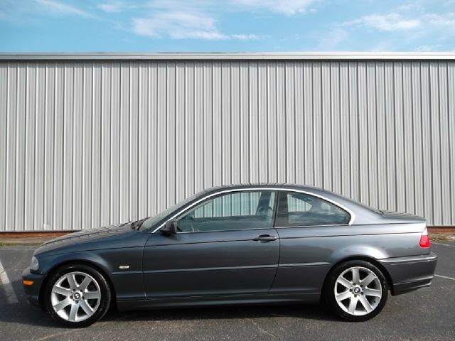 2002 BMW 3 series 4WD 2dr X