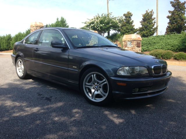 2002 BMW 3 series Lariat 4x4 (gladbrook)