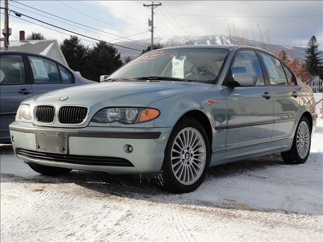 2002 BMW 3 series 323i 4dr Sdn Sedan