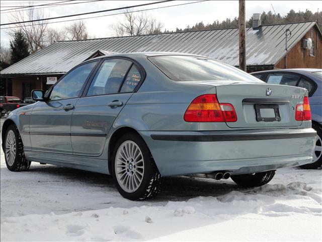 2002 BMW 3 series 323i 4dr Sdn Sedan