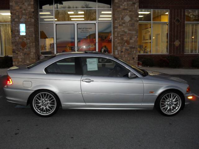 2002 BMW 3 series Basee