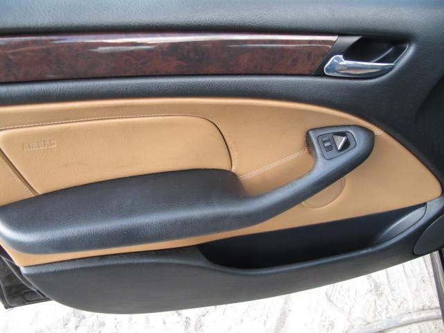 2002 BMW 3 series 323i 4dr Sdn Sedan