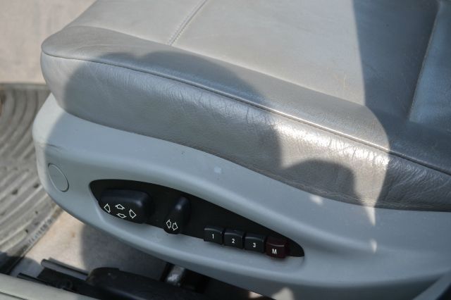 2002 BMW 3 series Chief