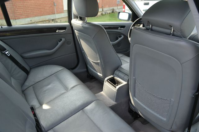 2002 BMW 3 series Chief