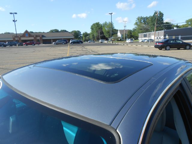 2003 BMW 3 series 4WD 4dr Heat