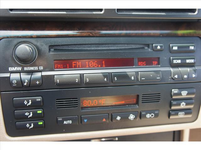 2003 BMW 3 series 4dr Sdn V6 Manual