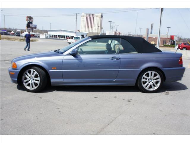 2003 BMW 3 series 4dr Sdn V6 Manual