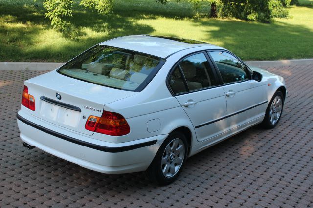 2003 BMW 3 series 323i 4dr Sdn Sedan