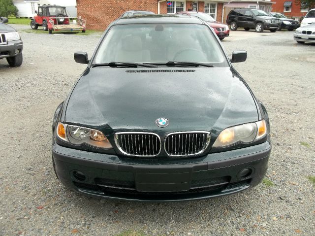 2003 BMW 3 series 4WD 4dr Heat
