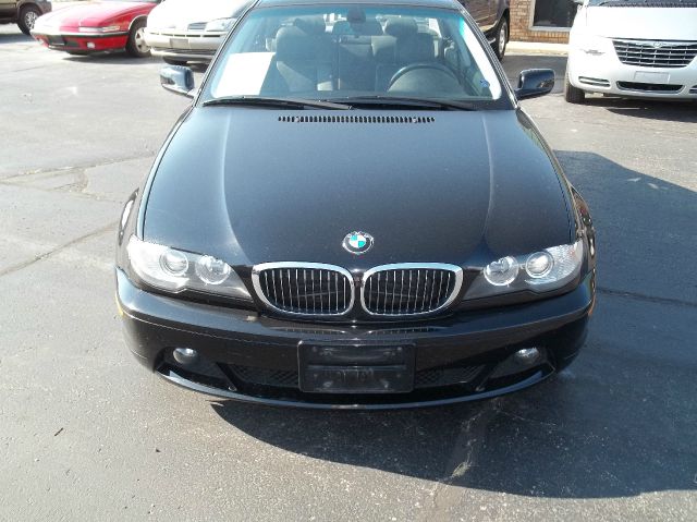 2004 BMW 3 series Lariat 4x4 (gladbrook)