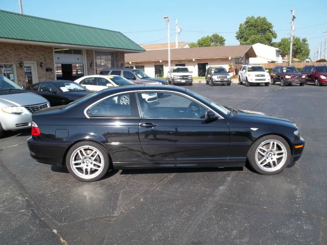 2004 BMW 3 series Lariat 4x4 (gladbrook)