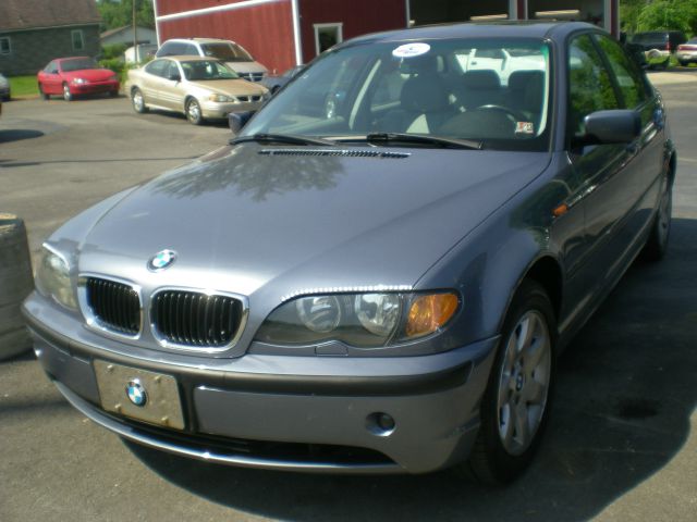 2004 BMW 3 series 2WD 4dr Heat