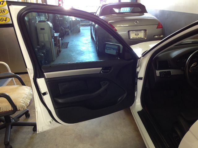 2004 BMW 3 series M35X AWD Try 1.99 Apr