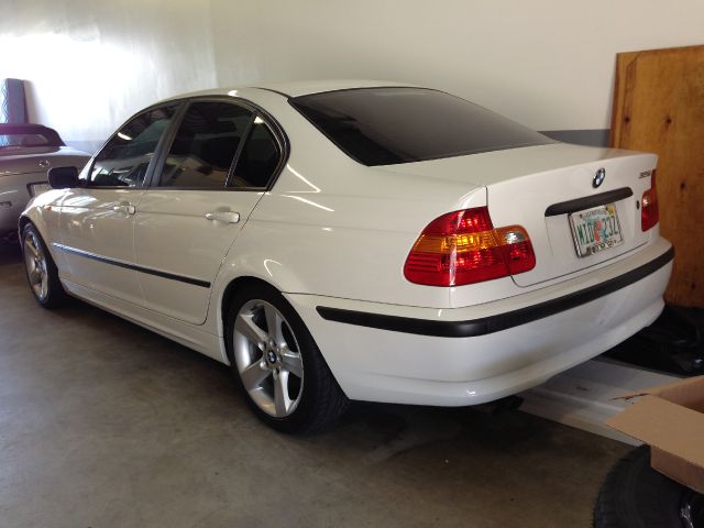 2004 BMW 3 series M35X AWD Try 1.99 Apr