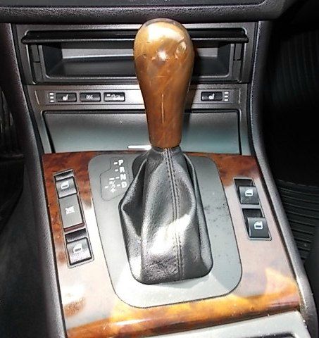 2004 BMW 3 series 2WD 4dr Heat