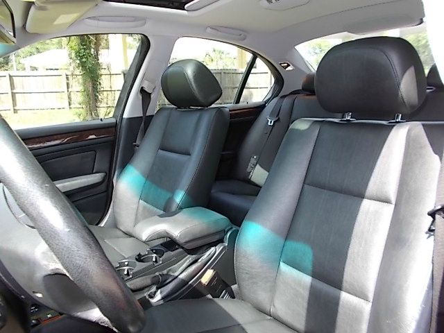 2004 BMW 3 series 2WD 4dr Heat