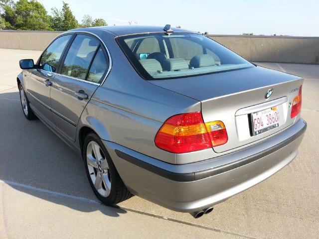 2004 BMW 3 series 4WD 4dr Heat