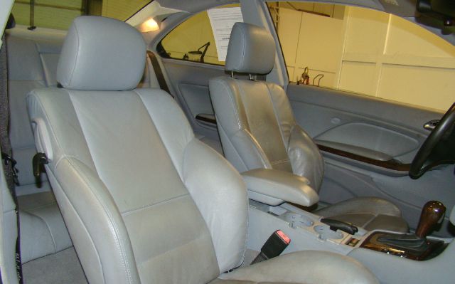 2004 BMW 3 series FX2