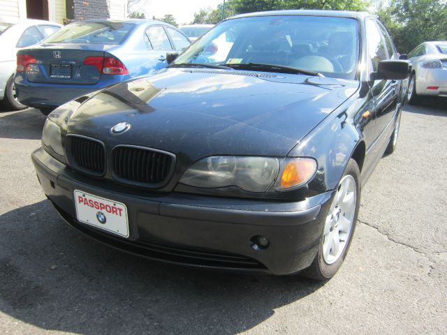 2004 BMW 3 series 2WD 4dr Heat